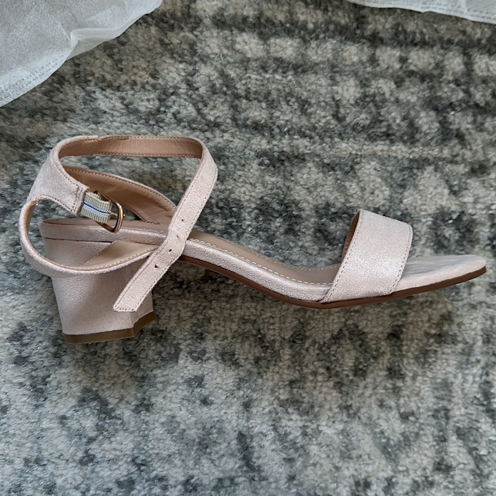 Dream Pairs Fashion Pink Suede Heels